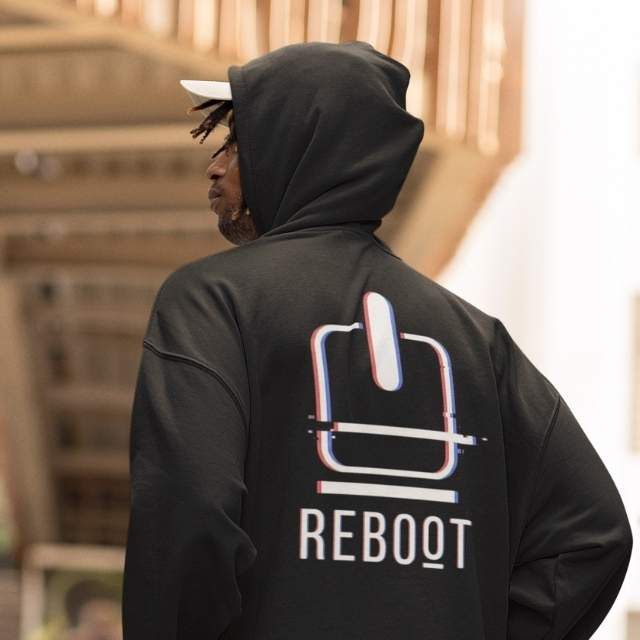 Oversized graphic hoodies by No. 925 — heavyweight relaxed-fit hoodies with bold original graphics designed for van life, travel, and everyday comfort